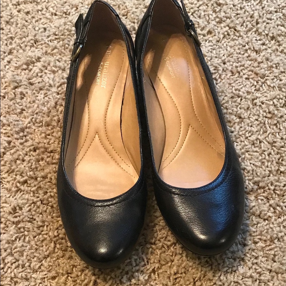 Pretty black leather wedges with buckle detail